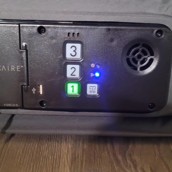 Sealy Alwayzaire Tough Guard 18" Airbed, Queen w/ Headboard and Built In Pump - Picture 14 of 16